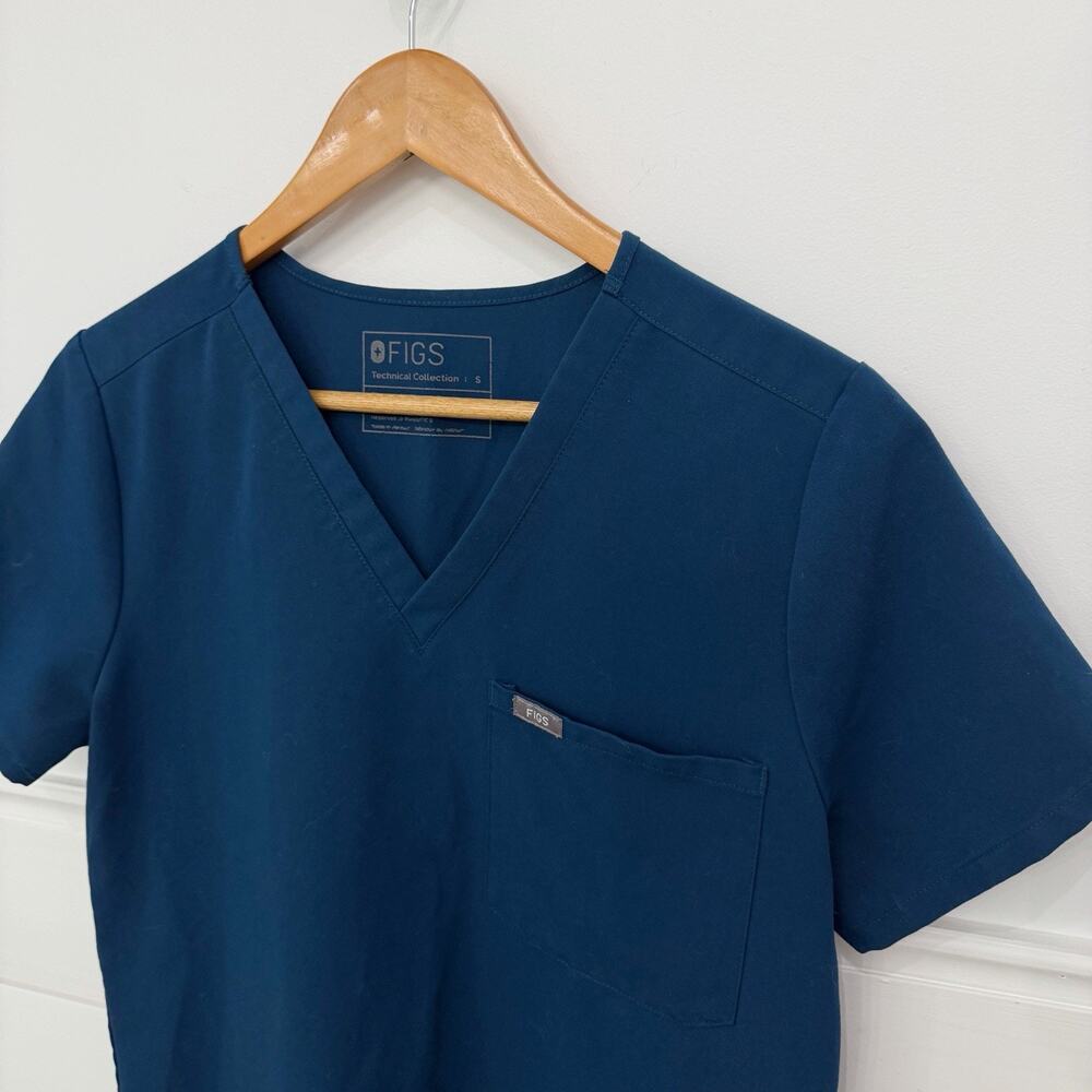 Women’s FIGS Technical Collection Scrub Top Shirt Size Small S - Picture 2 of 4